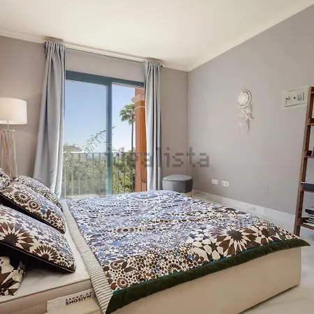 New In Benahavis Daire *