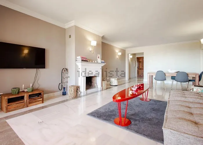 Апартаменты New In Benahavis